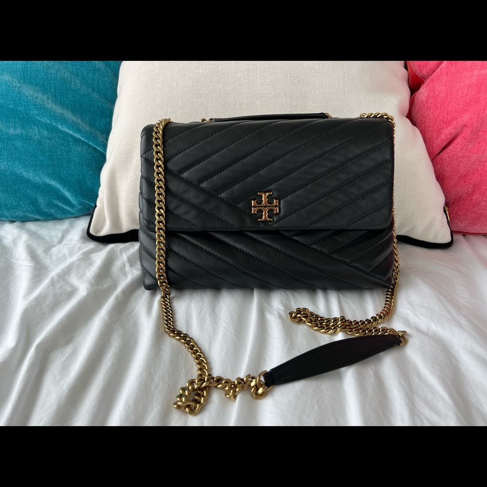 Tory Burch Kira Chevron Convertible Shoulder Bag, Black leather, Gold hardware